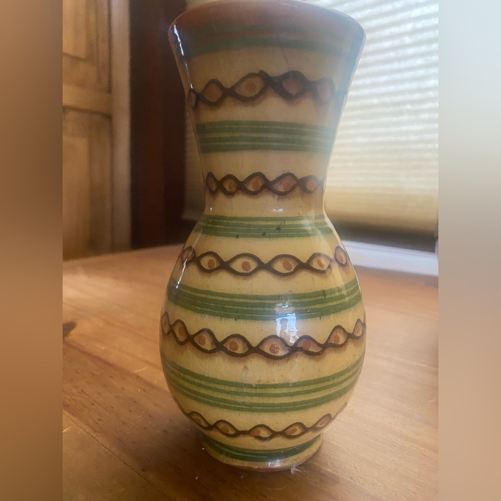 Ethnic Mexico Pottery Vase